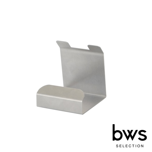 bws SELECTION 廚房磁吸鍋蓋湯勺置物架，採用霧面質感 18-0 不鏽鋼製成，簡約的 L 型折疊結構設計，搭配磁吸式固定方式，方便安裝於金屬廚具表面，能穩固收納湯勺或鍋蓋，協助整理廚房空間並保持檯面整潔。