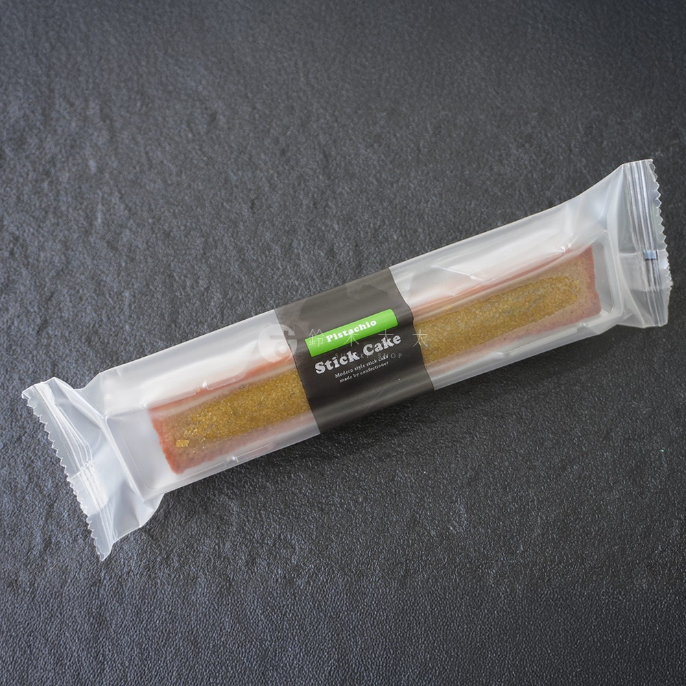 Pistachio Stick Cake 費南雪長條蛋糕，由 IGETADO 井桁堂 出品，個別包裝，口感濕潤細膩。