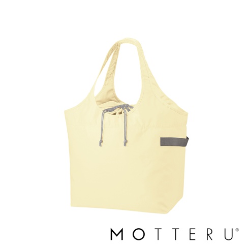 淺黃色的大容量束口摺疊保冷可立托特袋，採用防水材質，附有兩個灰色的細長束繩，以及右側一個灰色的織帶提把。