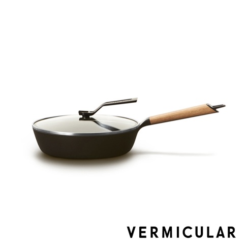 主圖_S248002_日本製琺瑯鑄鐵平底鍋24cm+鍋蓋-白.jpg