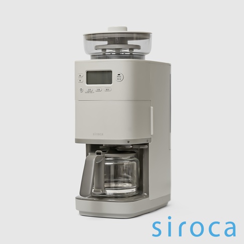 淺灰色 SC-C2510 石臼式全自動研磨咖啡機，配有透明咖啡豆槽、數位顯示螢幕、操作按鈕和玻璃咖啡壺。