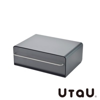 灰色抽屜式收納整理櫃，帶有銀色金屬把手，櫃體為圓角設計，外觀簡潔。