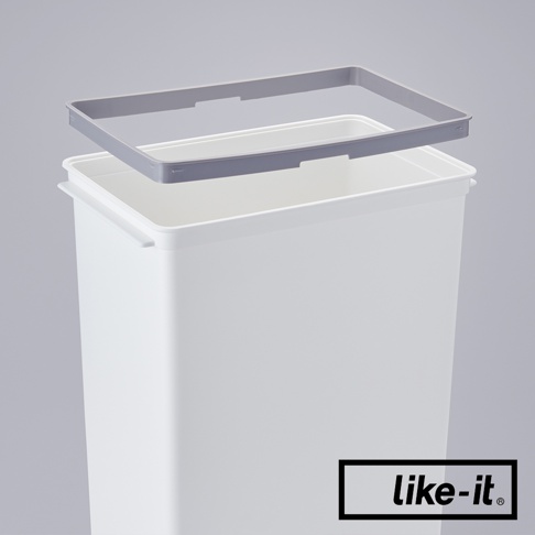 白色長版塑膠垃圾桶，頂部放置灰色方框蓋，垃圾桶開口處有內嵌式邊緣。