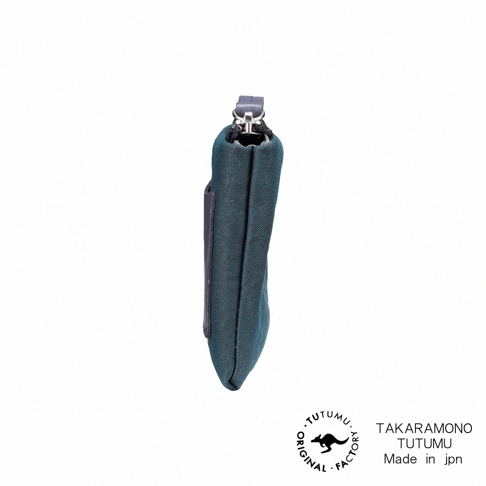 TAK ARAMONO TUTUMU Made in jpn 的原創工廠標誌。