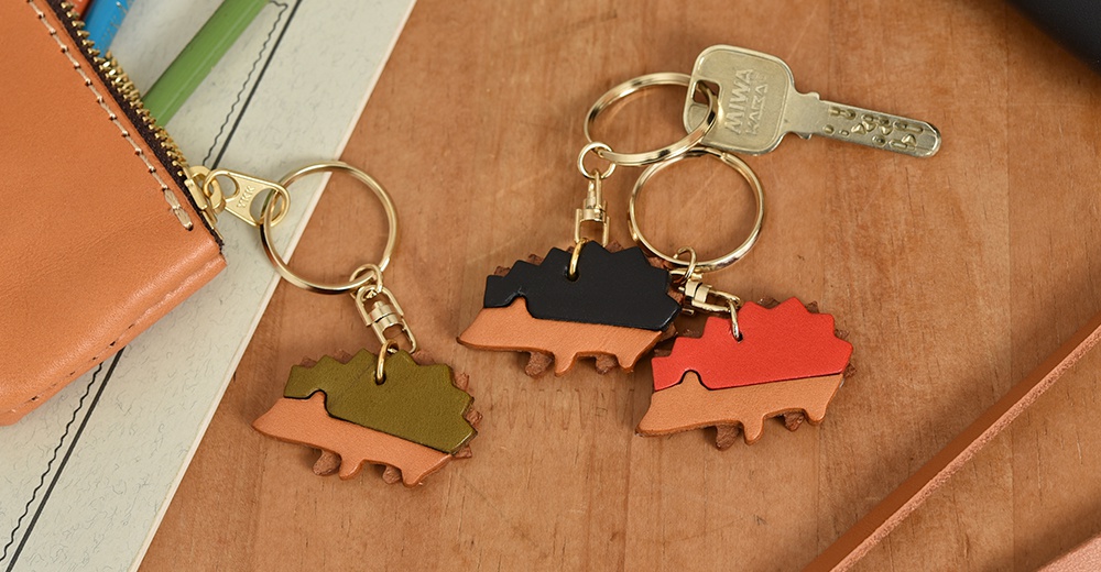 herz_職人手作皮革刺蝟造型鑰匙圈 KE-212_S36959814_01