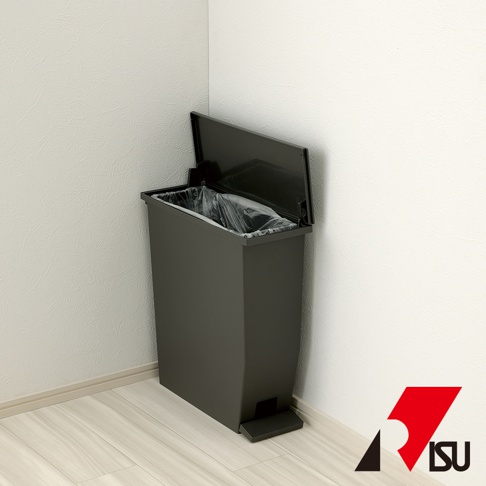 H&H系列13L踩踏垃圾桶，此款為深灰色，材質為塑膠。垃圾桶為長方形，配有可踩踏開啟的蓋子，蓋子為開啟狀態，內有黑色垃圾袋。垃圾桶置於牆角，下方為淺色木紋地板。