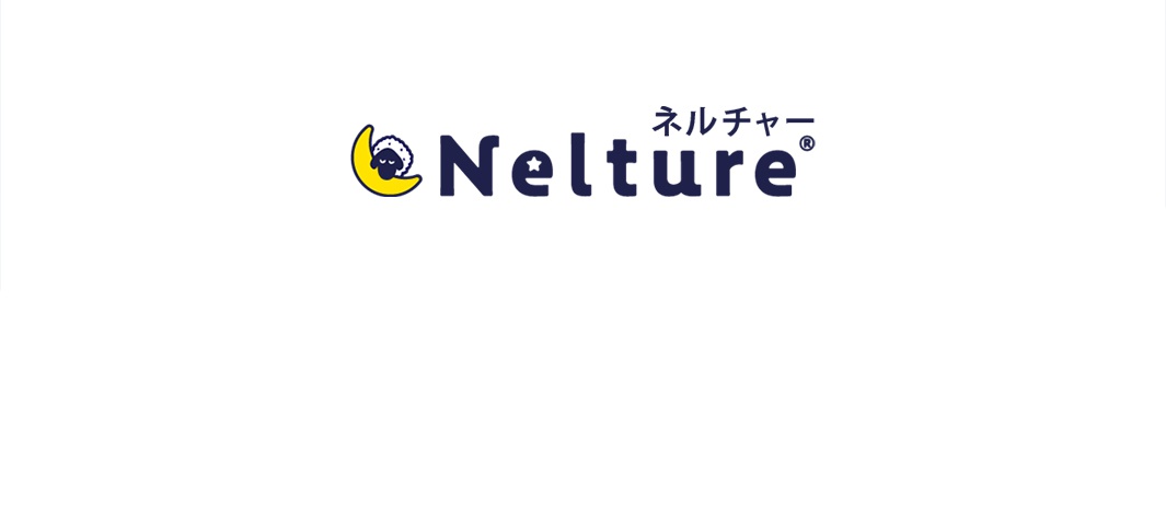 Nelture 品牌標誌，包含一個黃色彎月，彎月上有一個黑色小羊圖案，旁邊是深藍色字體「Nelture」及日文假名「ネルチャー」。