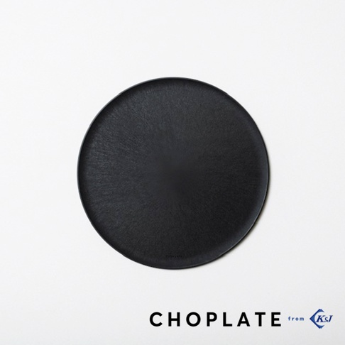 CHOPLATE 兩用砧板盤，17公分，黑色，材質類似陶土或複合材質，表面帶有細緻紋理。