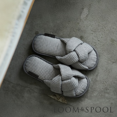 交叉編織鬆餅紋室內拖鞋-M