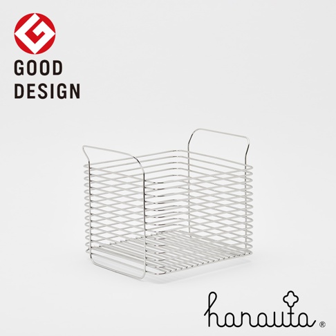 一個由銀色不鏽鋼線條編織而成、帶有提把的長方形收納籃，線條結構簡潔，整體呈現金屬光澤。