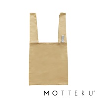 淺米色大容量摺疊環保隨行袋，帆布材質，配有兩條長提把，其中一個提把上飾有淺灰色品牌標籤。