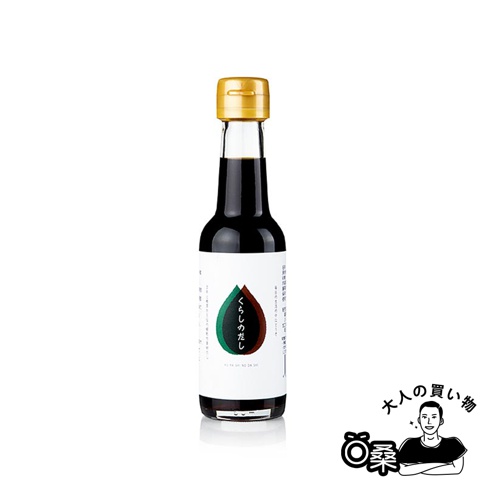 玻璃瓶裝的每日和風醬油，瓶身呈深褐色，配有金色瓶蓋，標籤上有綠色和紅棕色水滴圖案及日文文字。