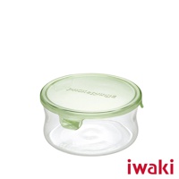 耐熱玻璃圓形保鮮盒，透明玻璃盒身，淺綠色密封蓋，蓋子上有Pack&Range字樣。