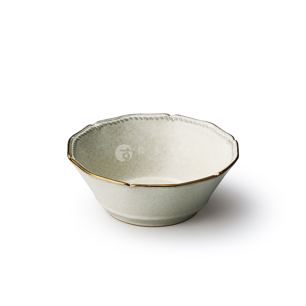 Aito Stitch 系列金彩浮雕復古湯碗，採用日本美濃燒工藝，米白色釉藥搭配沉穩金彩，邊緣有縫線浮雕設計，容量約 480ml。