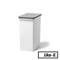 白色掀蓋式高版垃圾桶，頂部為灰色壓克力材質，容量25公升。