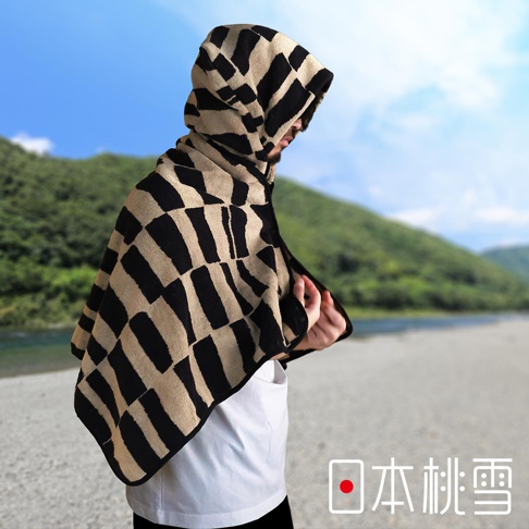 日本桃雪戶外格紋連帽浴巾