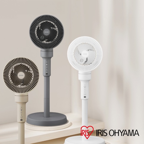 三台直立式落地換氣風扇，分別為米白色、灰色和白色，皆為遙控款。風扇頭呈圓形，扇葉為螺旋狀，配有可調節高度的立桿和圓形底座。