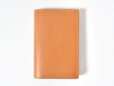 職人手作皮革多用途收納長夾 (KB-5)，淺棕色光滑皮革，邊緣有細緻白色縫線。