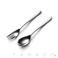 霧面不鏽鋼叉匙兩件組，以簡潔的線條設計，呈現優雅質感。