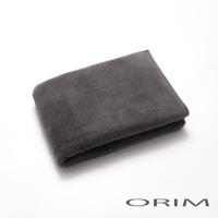 PLUME 今治輕羽恆柔耐久浴巾，深灰色，觸感柔軟，材質為純棉。