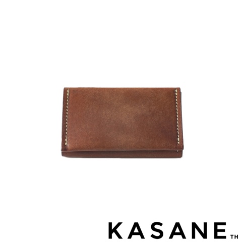 北海道KASANE職人手作義大利Margot皮革卡片收納夾，咖啡色皮革，附有縫線細節