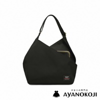 Ayanokoji 品牌黑色方形口金單肩包，配有可調節肩帶，包上印有品牌標誌。