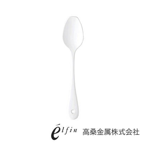 日製白琺瑯咖哩湯匙，光滑白色表面，湯勺部分呈橢圓形，手柄末端有掛孔。