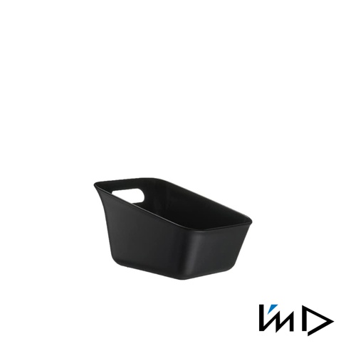 黑色簡約方形浴室舀水盆，一體成型設計，帶有方便提握的圓形提手。