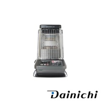 尊爵灰 Dainichi 電子式煤油暖氣機，具備銀色金屬網罩與黑色基座，控制面板上有多個按鈕和一個旋鈕，適合33-50坪空間使用。