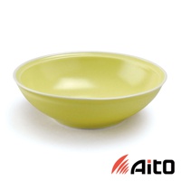 Ciel 美濃燒簡約素雅釉彩淺碗，展現柔和的淡黃綠色澤，碗緣帶有細緻的白色滾邊，材質為陶瓷。