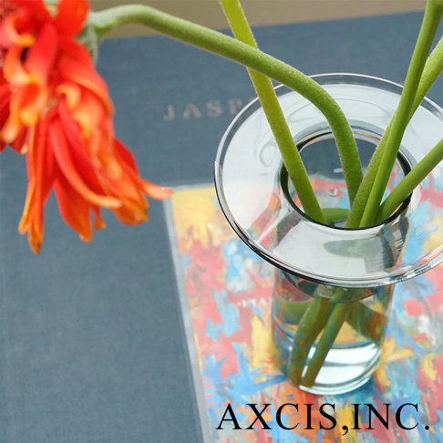 AXCIS, INC. 的 PINO 雙層可拆玻璃花瓶-高款，以現代設計展現簡約美學，適用於居家或辦公室裝飾。