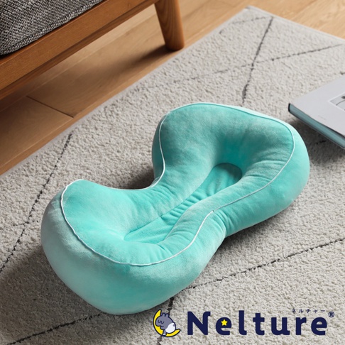 Amaze plus 瑜珈感舒壓美姿矯正坐墊，土耳其藍色，造型獨特，能輔助骨盆保持正確位置，舒緩久坐疲勞。