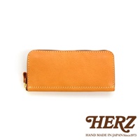 職人手作皮革經典拉鍊長夾 WL-58，採用質感棕色皮革，搭配黃銅色拉鍊與手工縫線，風格簡約經典。