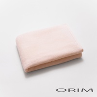 PLUME 今治輕羽恆柔耐久浴巾，淺粉色，觸感柔軟，材質為純棉。