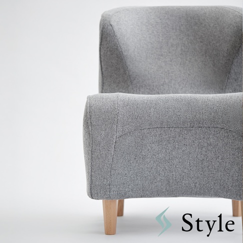 灰色布面美姿調整座椅，立腰款設計，配有木質椅腳。