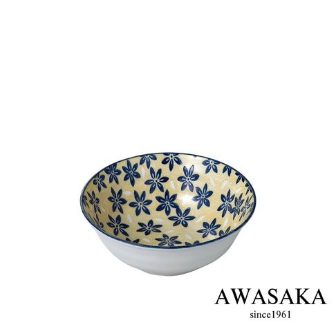 一個 Pottery Field 北歐深型湯碗，碗內有黃底藍色小花圖案，碗外為白色，陶瓷材質。