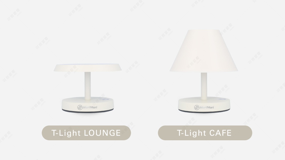 白色傘型造型LED燈，燈罩為圓錐形，底部有圓形底座，上面印有品牌標誌。