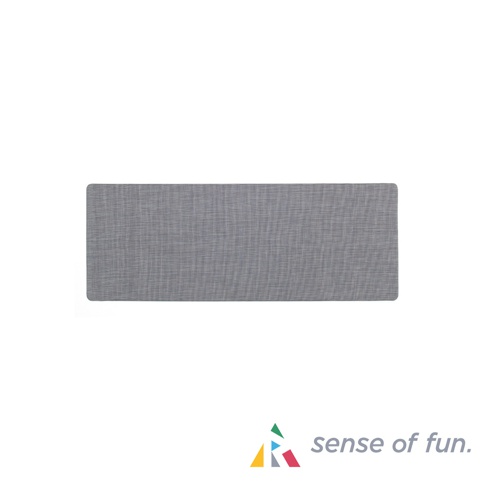 灰色可擦拭廚房地墊，織紋細膩，質地耐磨，四周邊緣圓潤。