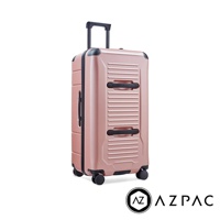 玫瑰金色的 AZPAC Trucker 2.0 30 吋旅行箱，具有防爆設計，箱身帶有橫向條紋和兩個黑色提把，配有可伸縮拉桿和四個萬向輪。