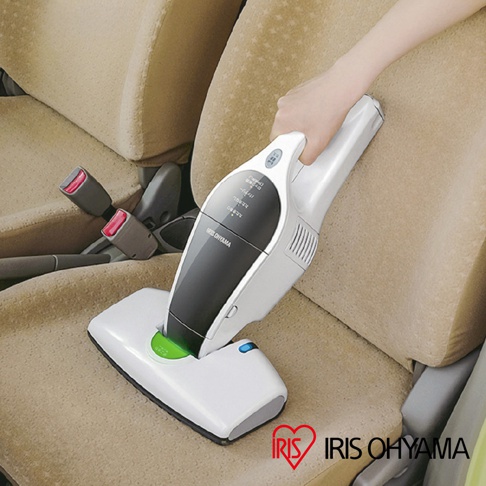IRIS OHYAMA 充電式塵蟎機 IC-FDC-1T 在汽車座椅上使用，手持吸塵器，有 LED 指示燈