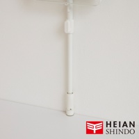 HEIAN SHINDO 品牌標誌，一個白色伸縮桿，上方有一個架子。