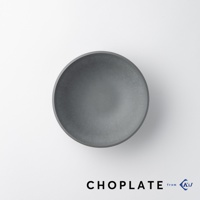 CHOPLATE BOWL沙拉碗，灰色，陶瓷材質，圓形碗狀，底部有淺窪，呈現簡約設計。
