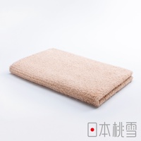 今治細絨毛巾，淺褐色，觸感柔軟，織紋細膩，對折後平鋪於白色背景上。