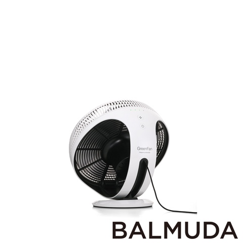 白色圓形GreenFan Cirq循環扇，具備黑色扇葉和網罩，機身頂部有綠色指示燈、風扇符號及電源按鈕，並印有「GreenFan Designed by BALMUDA」字樣。