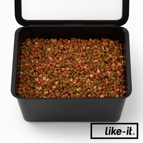 like-it 標誌與裝滿寵物飼料的黑色收納盒