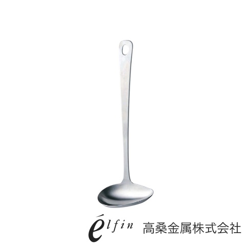 日製不鏽鋼橢圓尖嘴醬汁湯杓，銀色鏡面拋光，勺頭呈橢圓形，帶有尖嘴設計，方便傾倒醬汁。勺柄細長，末端有掛孔。