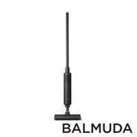 The Cleaner 無線吸塵器，黑色，展示了其主機、吸塵管和吸頭，整體為簡約的圓柱形和長條形設計，材質看似塑膠與金屬。