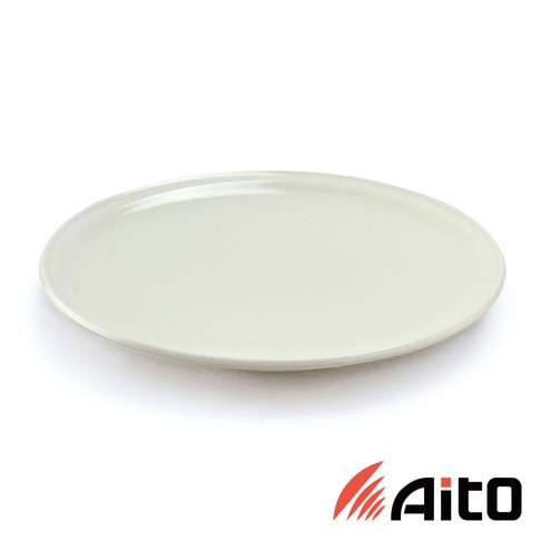 Ciel 美濃燒簡約素雅配菜盤，淺米色釉彩，圓形盤身，陶瓷材質，盤面平坦，邊緣微翹。