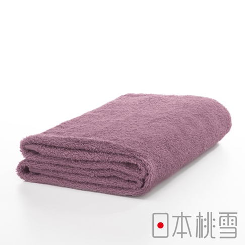 粉紫色精梳棉飯店浴巾，質地柔軟，邊緣有縫線，產品上印有「日本桃雪」字樣。