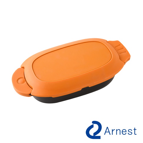 Arnest 橙色與黑色多功能快速微波料理器，帶有兩個手柄，白色背景，右下角有 Arnest 品牌標誌